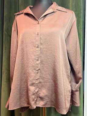 Relaxed Button-Down Shirt in Dusty Rose
